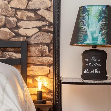 Lodge&art San Francesco منزل للإقامة *